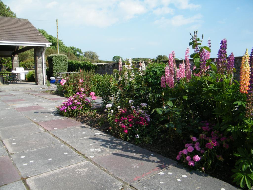 Ballas Farm Country Guest House Bridgend  Exterior foto